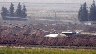 Rojava sınırında savaş hareketliliği