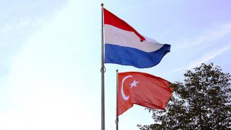 Hollanda Türkiye'ye silah ihracatını askıya aldı