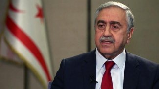 Kuzey Kıbrıs Cumhurbaşkanı Akıncı: Barışı savunmak ne zamandan beri suç oldu?