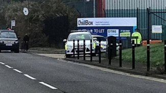 İngiltere'de bir TIR'ın konteynırında 39 ceset bulundu