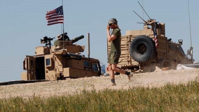 Pentagon'dan petrol adımı... Tank ve asker gönderecek