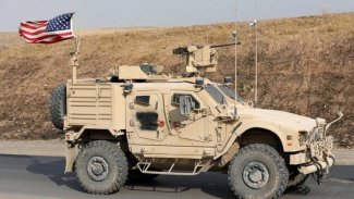 ABD askerleri Kamışlo’da YPG karargahına yerleşti