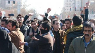 AB'den İran'a itidal çağrısı