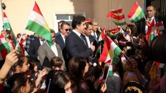 Başkan Neçirvan Barzani: Bayrak kutsal bir emanettir
