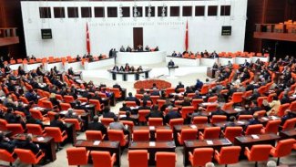 TBMM'de HDP ile AKP-MHP arasında tartışma 