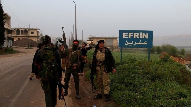 SMO mensupları Efrin'de evlere Kırmızı işaret koyuyorlar