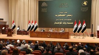 Kürtlerin boykot ettiği yeni seçim yasası Irak Parlementosunda kabul edildi