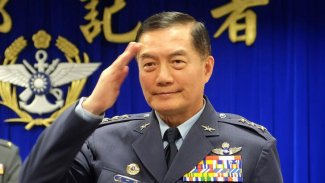 Tayvan Genelkurmay Başkanı helikopter kazasında öldü