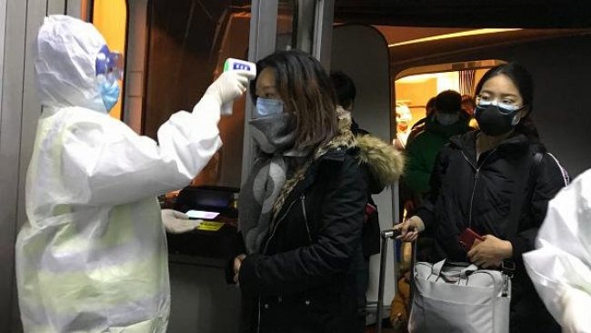 Koronavirüs bir ülkeye daha sıçradı