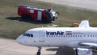 Rojahılat'da uçak pistten çıktı