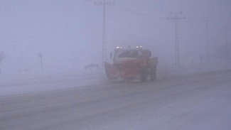 Van'da 337 yerleşim yerinin yolu ulaşıma kapandı