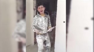 İnşaatta söylediği Kürtçe şarkı ile gündem olan Murat Akbaşlı konuştu