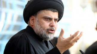 Sadr, ‘Mavi Şapkalıları’ lağvetti