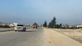 TSK, M5 otoyolundan çekilmeye başladı...Rus askeri birlikleri eşlik etti!