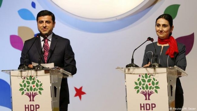 Demirtaş ve Yüksekdağ'dan kongreye mesaj