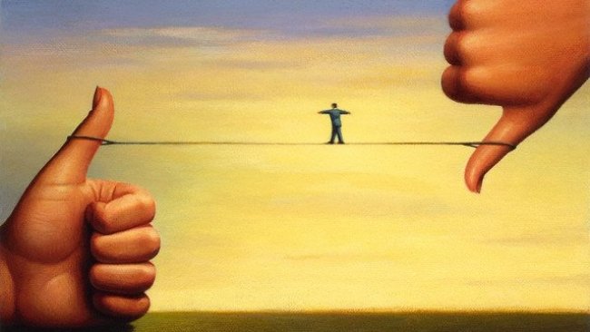 Eleştiride; Pasif, Aşırı ve Zorlama Yorum Olmaz!