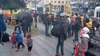 Mülteciler sınıra yürümeye başladı... Yunanistan, Türkiye sınırına genelkurmay başkanını gönderdi!