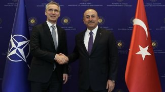 Çavuşoğlu, NATO Genel Sekreteri Stoltenberg'le görüştü