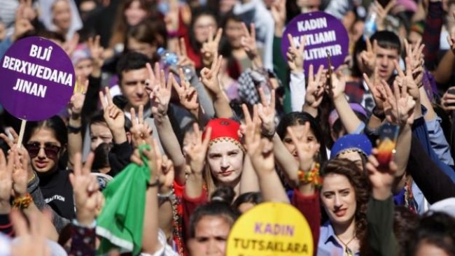 HDP'den 'üçüncü yol' mesajı