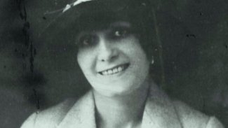 Cinayete kurban gitti, öldürüldükten 100 sene sonra toprağa verildi