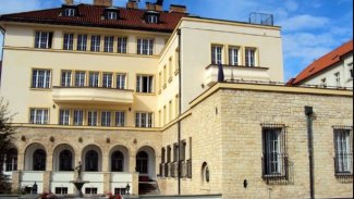 İsveç Büyükelçiliğine Baskın!