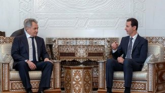 Rusya Savunma Bakanı Şoygu, Suriye’de Esad’la görüştü