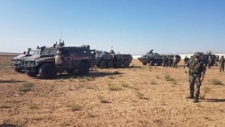 Haseke'de Rus-Türk ortak devriyesi