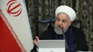  Ruhani: Bilinçli sosyal mesafe uygulamasına geçeceğiz