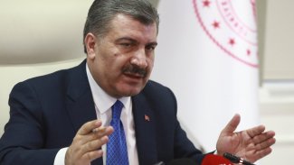 Türkiye'de koronavirüsten can kaybı 1006'ya yükseldi