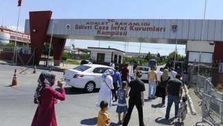 Cezaevlerinden tahliyeler başladı