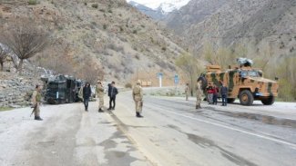 Van’da askeri araç devrildi: 6 yaralı