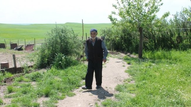 Filmleri aratmayan hikaye: 50 yıldır yaşadığını kanıtlamaya çalışıyor!
