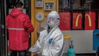 İddia: Çin'de hastaları karantinaya hastaneler değil belediyeler alıyor