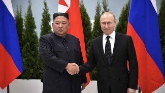 Putin’den, Kim Jong-un’a madalya