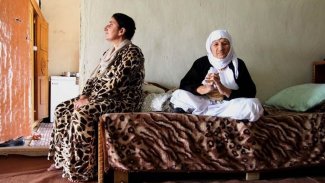 Ezidi kadınların fotoğrafına Photojournalism Ödülü