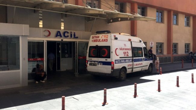 Batman'da ekmek almaya giden çocuk göğsünden vuruldu
