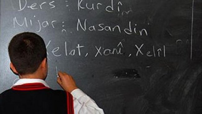 Almanya'da Kirmanckî/Zazakî'nin seçmeli ders olması için kampanya başlatıldı