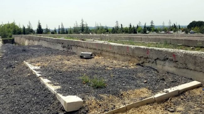 27 yıl sonra oğlunun kemiklerini kucağına aldı: Bu acının tarifi yok