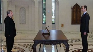 Suriye’nin yeni başbakanı Hüseyin Arnus oldu