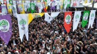 Kürtler oy kullanmasalar..!