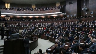 'AK Parti'de hiçbir şey olmasa da bir şeyler olacak'