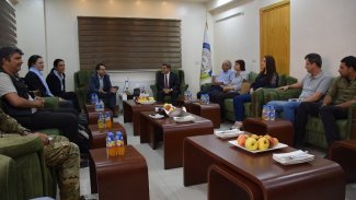 Rojava Özerk Yönetimi, ailesi IŞİD'li 10 çocuğu Fransa'ya teslim etti