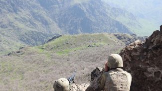 Hakkari'de operasyon ve çatışma