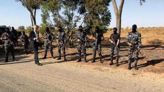 Fransız yazar Bernard-Henri Levy’nin Libya fotoğrafı UMH'yi zorda bıraktı
