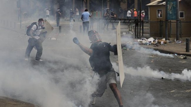Lübnan'da protestolar büyüyor