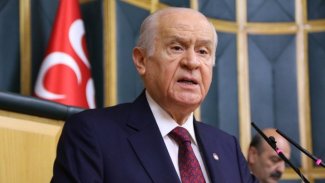 Bahçeli: Kürt kökenli kardeşlerimizin ABD'nin tahriklerine itibar etmeyeceğine inanıyoruz