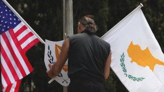 ABD, Güney Kıbrıs’a uygulanan 33 yıllık silah ambargosunu kaldırdı!