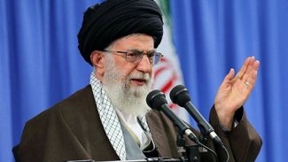 Hamaney: 'BAE, İslam dünyasına ve Filistin'e ihanet etti'