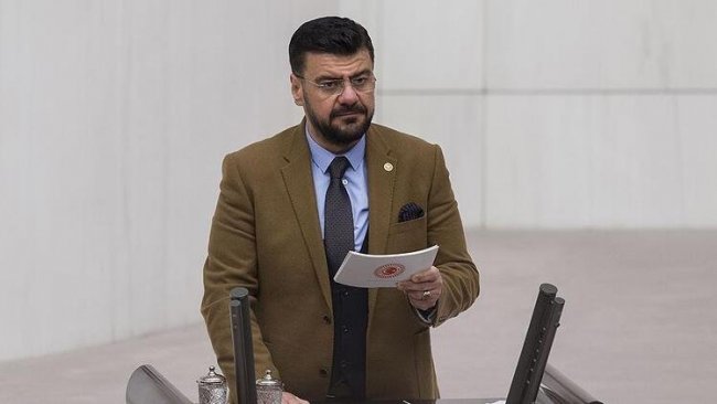 AK Parti’li vekil Demirtaş ve çocuklarına yönelik çirkin paylaşımını kaldırdı