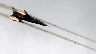 Deyr ez Zor'da İran yanlısı milislere hava saldırısı: 16 Ölü